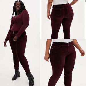 NWT Torrid Burgundy purple velvet velveteen skinny pants jegging